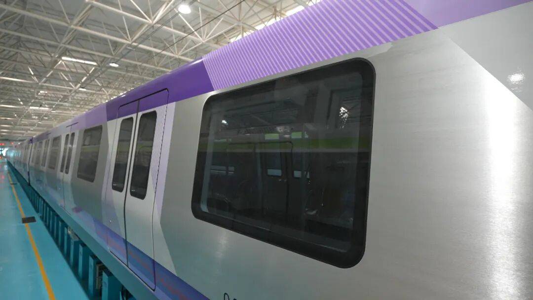 国内首列！“素颜”黑科技列车将在济南地铁8号线投用