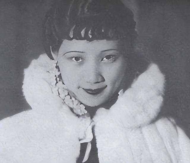 1956 年,毛人凤暴毙家中,丧期没结束,向影心与蒋介石侍卫长同居_戴笠_俞济时_军统