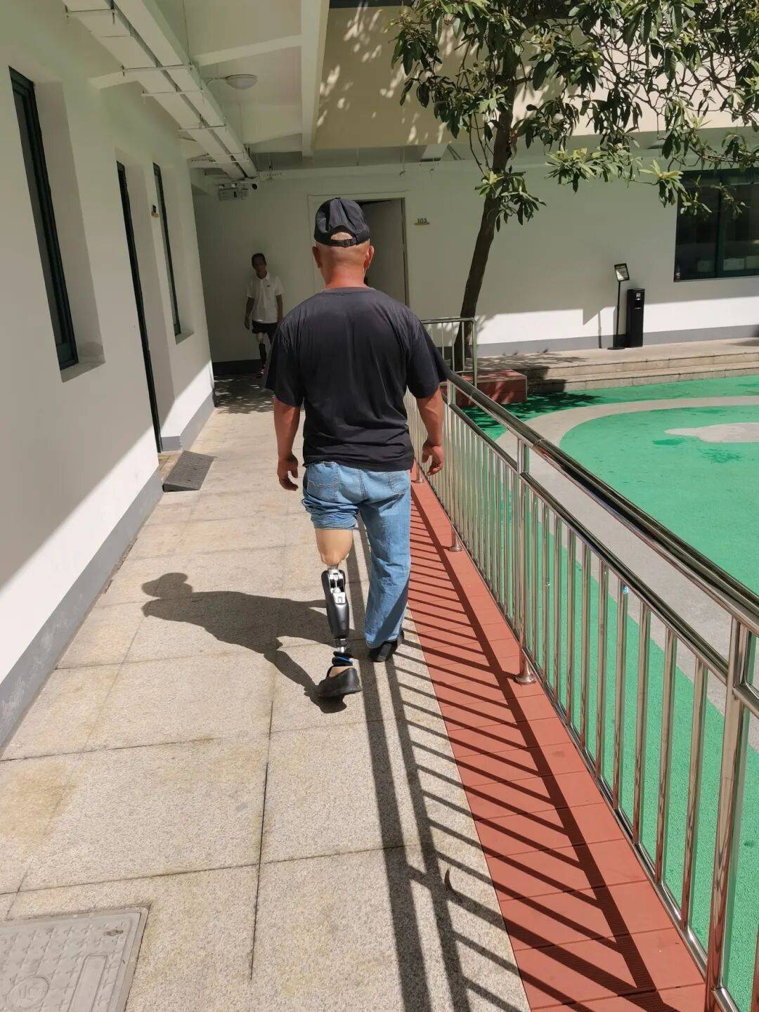 精心组织 精细管理 精诚服务