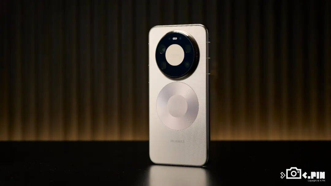 用了几天华为Mate80 Pro Max，我感觉它堆料有点过猛了。。。