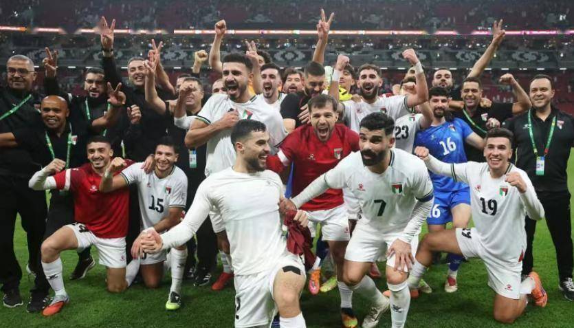 2轮4分登顶！FIFA第98神剧情，掀翻亚洲冠军+非洲冠军，排名比国足低