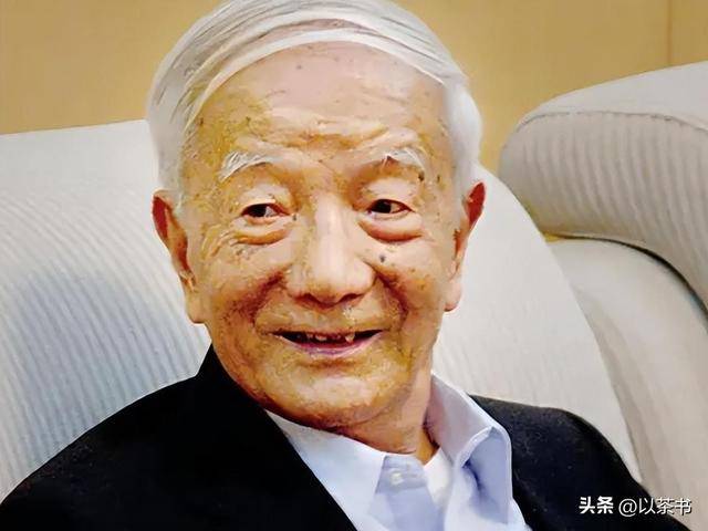 杨振宁逝世后,"西南联大五大才子"只剩一人,现如今104岁高龄