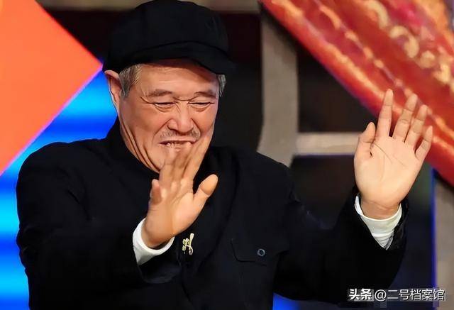 多次拒绝赵本山,凭一己之力改春晚基调的哈文,如今下场毫不意外