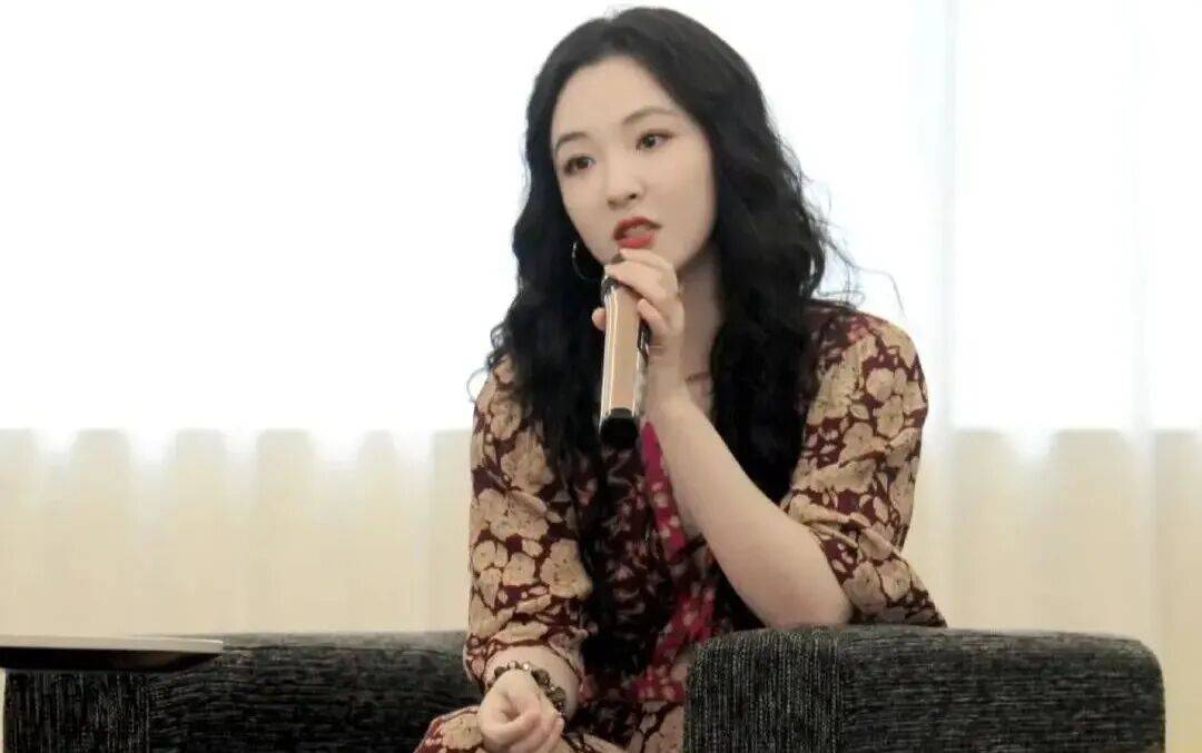 王鹤棣沈月有可能？男明星比女明星都还女？华策力捧的女主？刘宇宁是几线？沈腾和马丽现在关系？