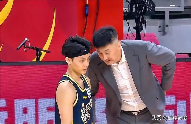 CBA焦点战今夜打响！23日19点35分！CCTV5直播表，徐杰再战郭艾伦