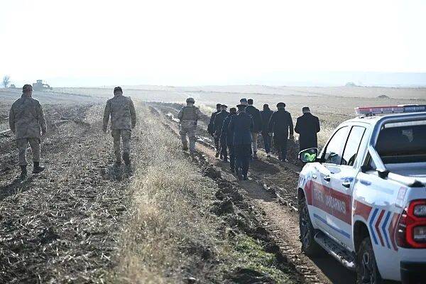 利比亚军方领导人失事飞机“黑匣子”，将送往中立国解码