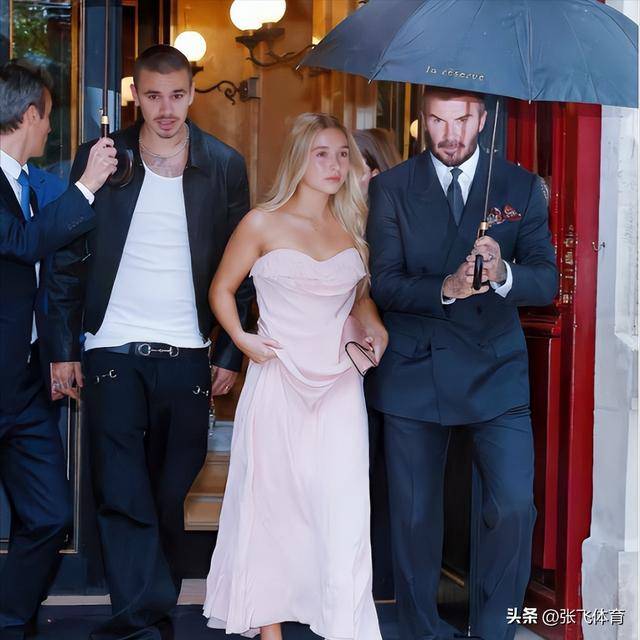 贝克汉姆女儿美到认不出！14岁身高1米75，超过了妈妈维多利亚 