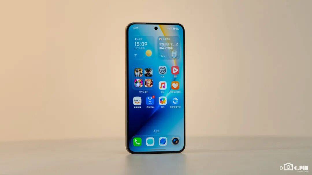 10000mAh电池的手机，被荣耀给做出来了。。。