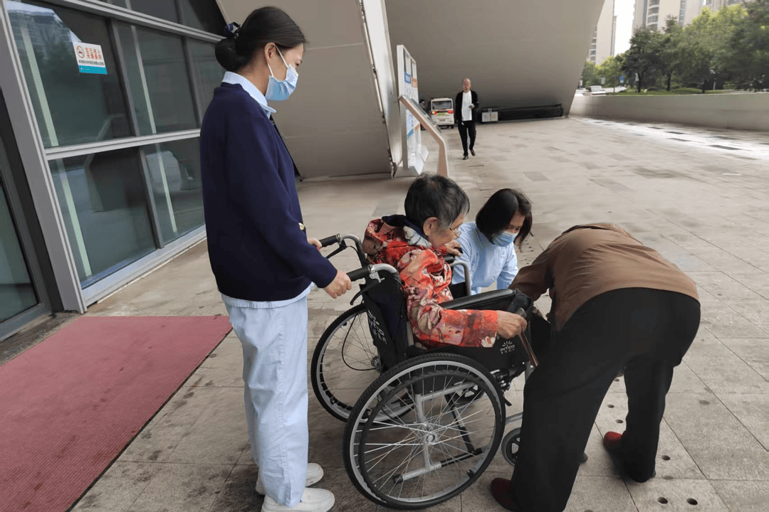 关于地坛医院检查陪护加挂号儿童诊疗耐心陪伴，减少抗拒与哭闹的信息