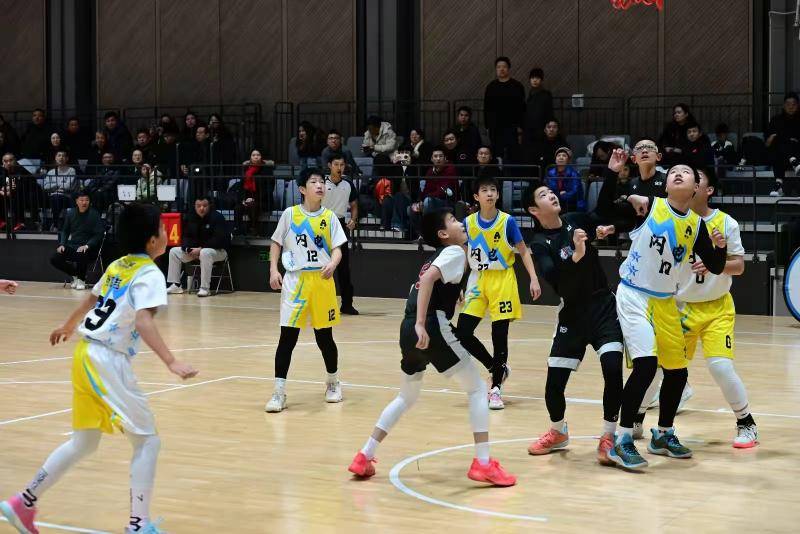 90支劲旅汇聚2026首钢杯元旦全明星青NBA职业联赛中文官网__实时赛程比分+球队资讯少年精英挑战赛