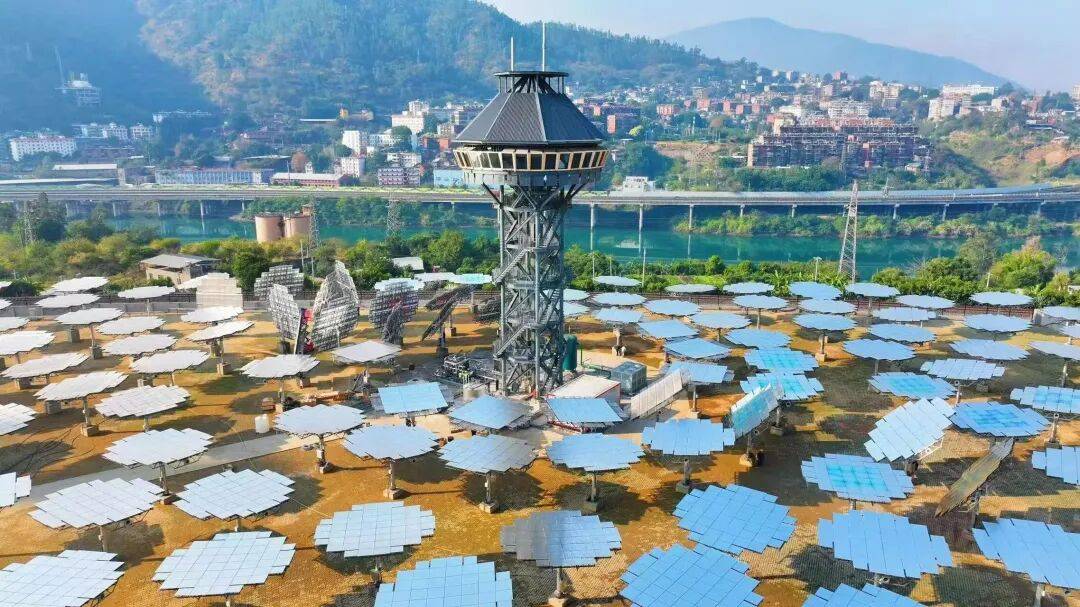 阳光直取氢气：攀枝花项目解密聚光制氢新技术_多面体_反应_催化剂