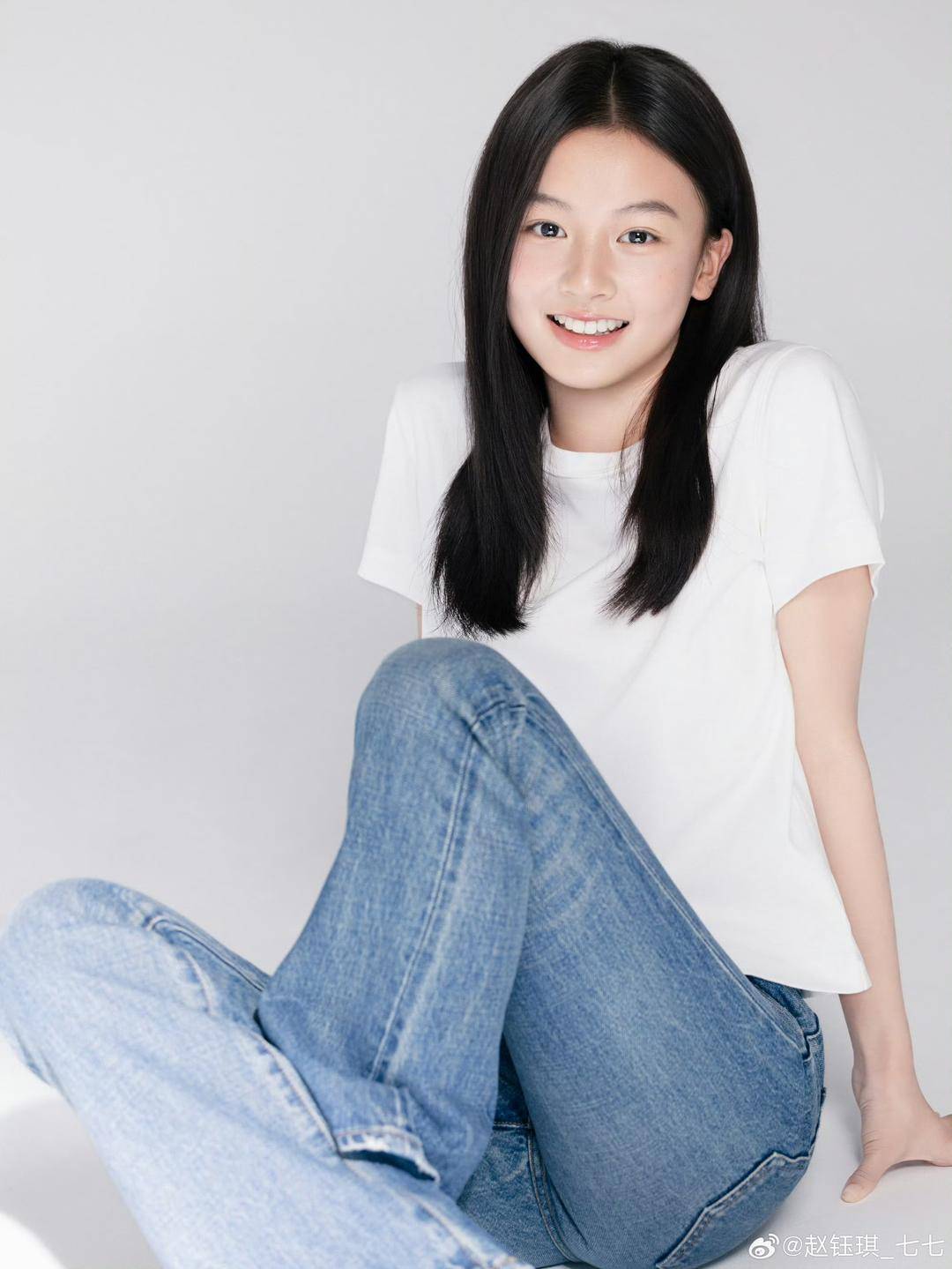 婉拒于正的素人女孩“七七”进组拍戏，此前曾称以学业为主_搜狐网