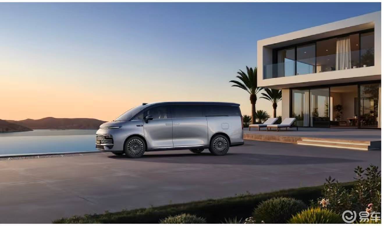 吉利银河V900预售开启以AI与全能实力重塑豪华MPV新价值(图1)