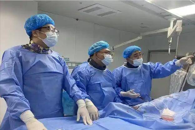 医生嘱咐：做过心脏支架手术的人，要想不复发，日常一定牢记4点