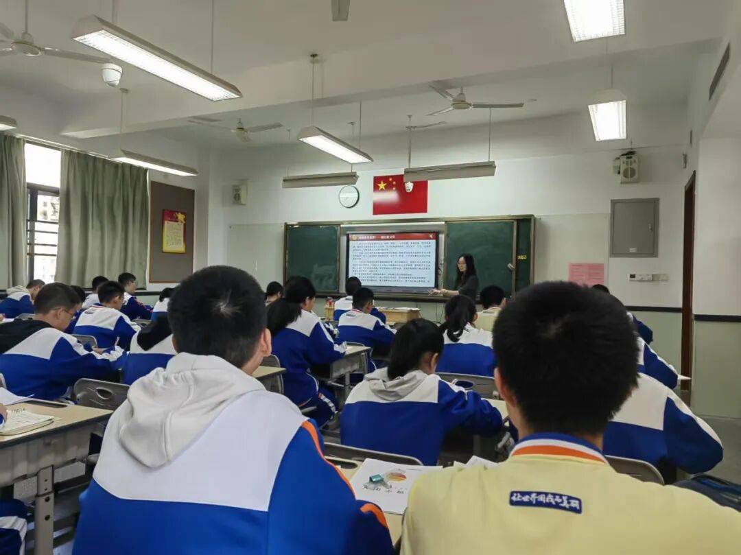 赓续红色血脉 激扬青春使命