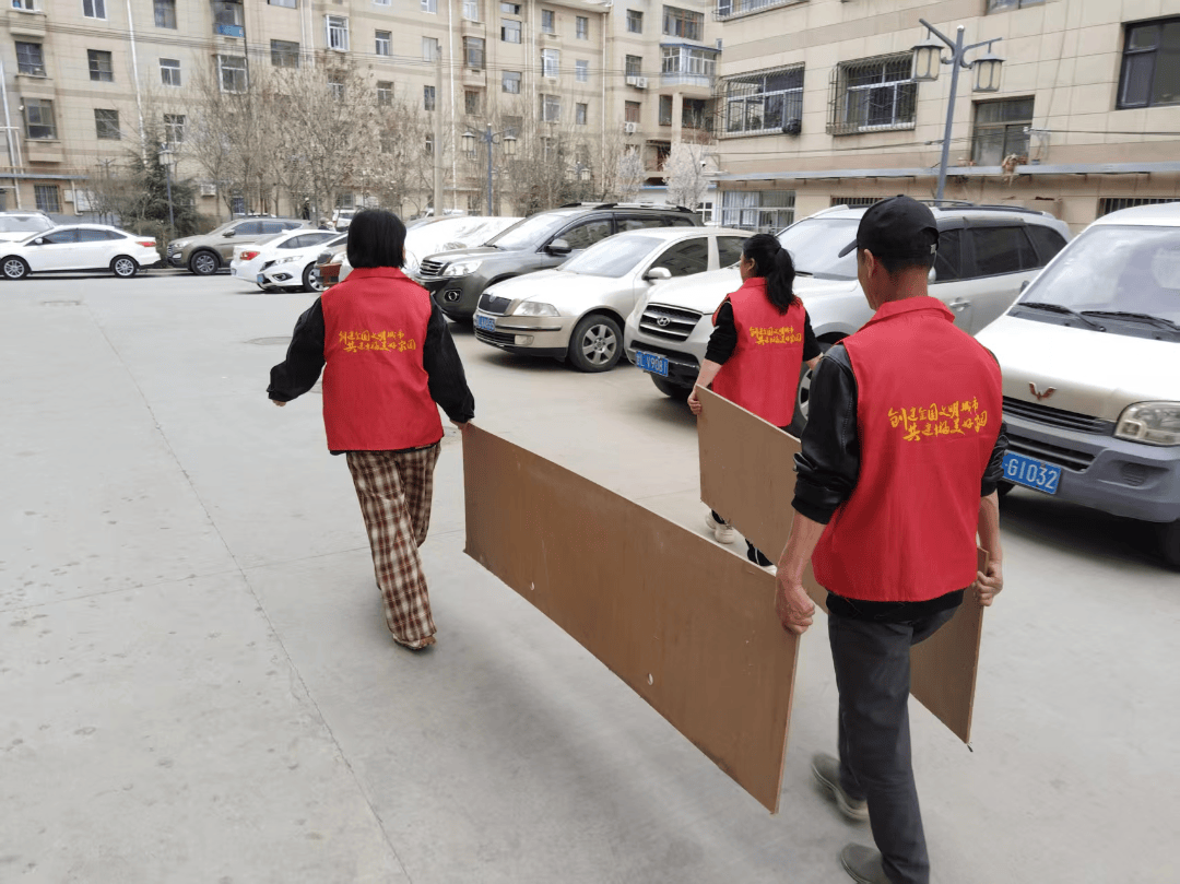 【安全生产】社区版安全指南,把危险统统“消”掉——中街街道新民路社区扎实推进消防安全检查工作_隐患_楼道_杂物