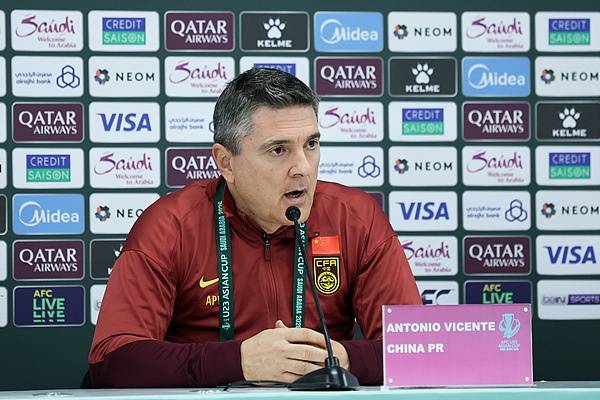 U23国足主帅安东尼奥：中日足球之间差距巨大，明天必将竭尽全力