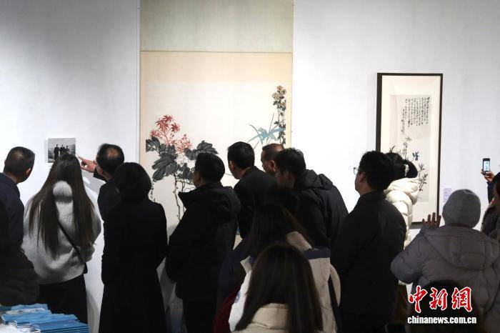 浙江温州：百余幅艺术作品在雁荡山展出