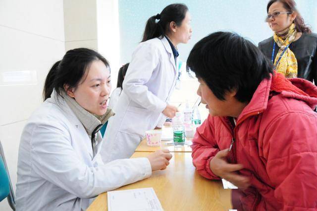 睡前吃瑞舒伐他汀有危害？劝告：多人服药方式错了，标准答案来了