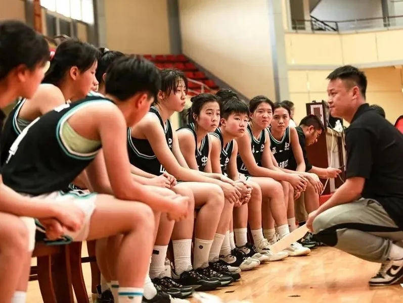 NBA职业联赛中文官网__实时赛程比分+球队资讯六江谭｜山谷间的篮球星火：一支乡镇女篮的突围之路