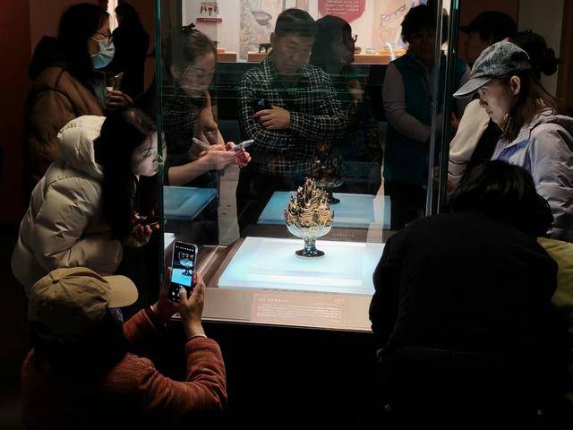 炉具、绘画、造像，天津博物馆同时上新三大特展