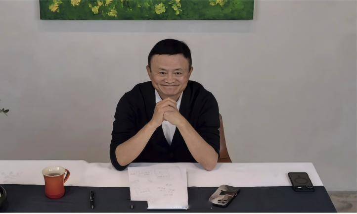 马云“腊八之约”畅谈AI，阿里狂甩“连炸”