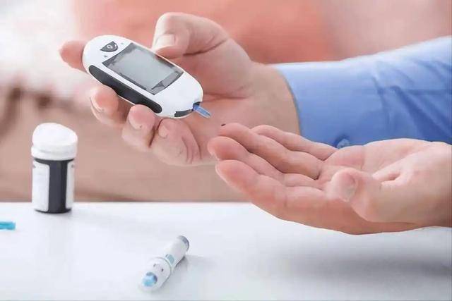 糖尿病患者一旦空腹血糖超7.0，大多就出现这情况，看看你有吗？