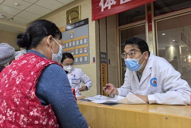 体检报告里这一项异常，竟是肝癌信号？9成人不重视，后悔太晚！