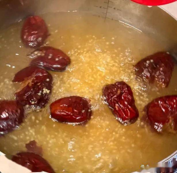 原创            “春食甘，病不沾”！明日立春，建议中老年：多吃1红2黄，多受益