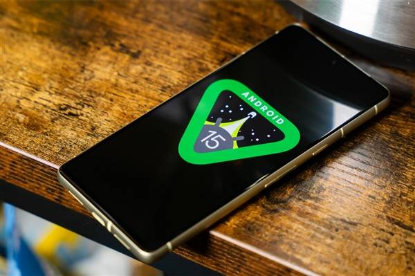 卖一部亏一部!内存价格疯涨:已有手机品牌暂停下一代旗舰项目