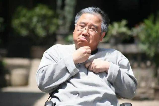 老年痴呆和胆碱有关？医生告诫：常喝小米粥，不如吃对重要的4物