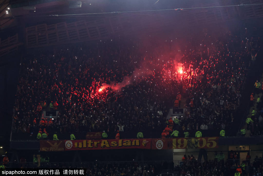 瓜迪奥拉：错失良机让曼城掉队，重建中的蓝月亮如何找回锋芒？ 