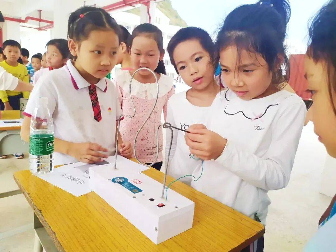 刘伟:应试教育是创新之敌还是成长之基?——论知识积累与想象力创造力的辩证统一_基础教育_领域_核心