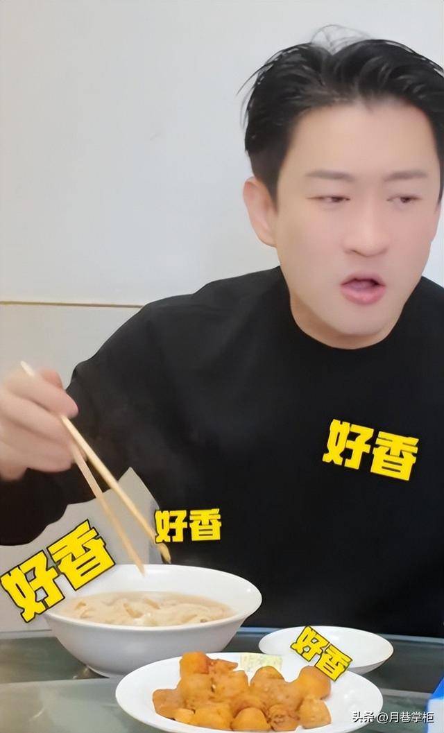 德云社30周年封箱夜，曹云金热度“碾压”郭德纲，恶心的一幕发生