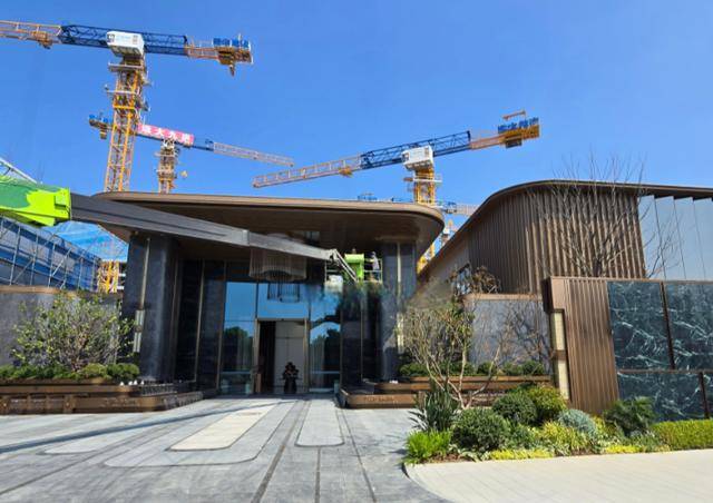 球速体育- 球速体育官方网站- APP下载房子不是钢筋水泥它是一场城市众筹？了解这些底层逻辑你就懂了