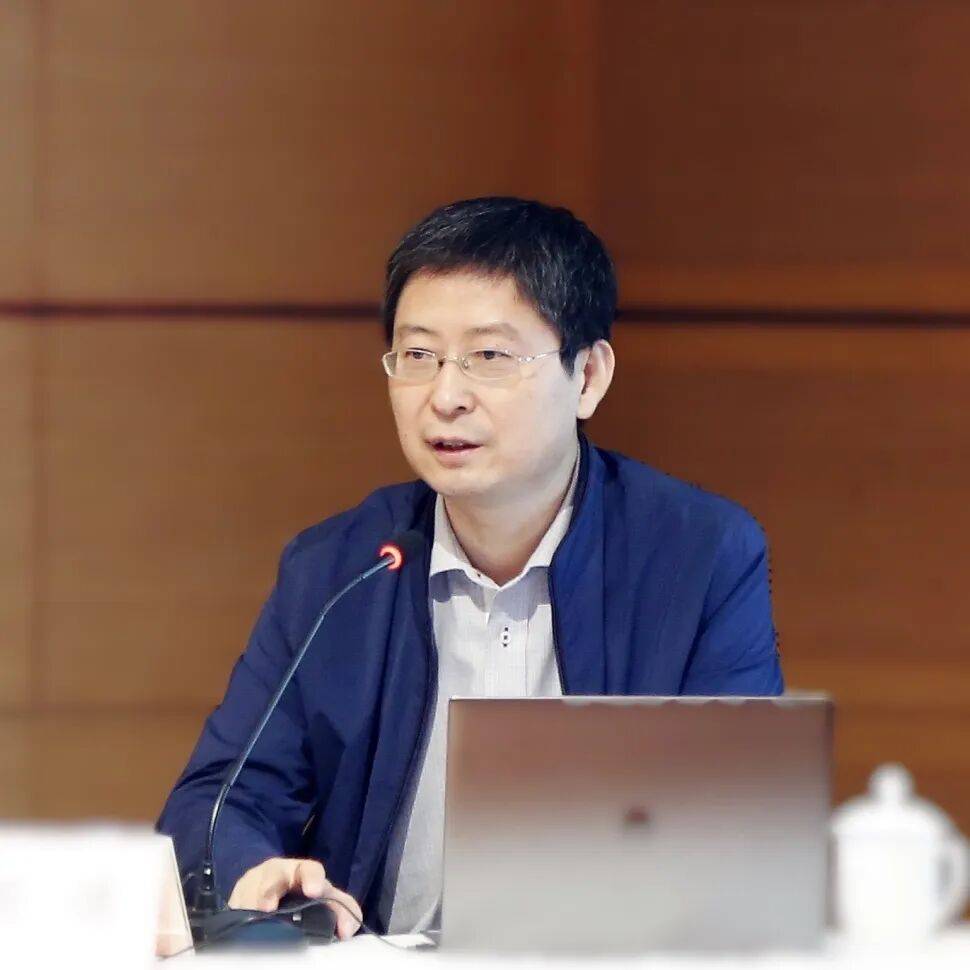 本一律 天工与清新——中国画的诗意表达新葡京博彩【清美讲堂】预告 屈健：诗画(图1)