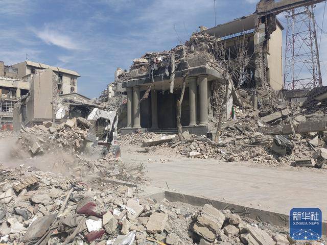 镜头直击丨探访遭空袭后的德黑兰市中心