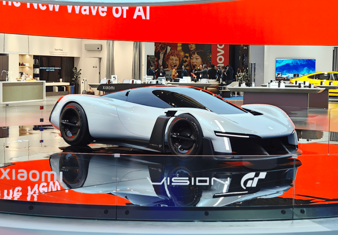 今年的MWC，手机厂商们都开始“不务正业”了。。。