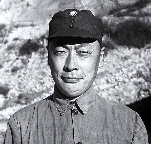 郝鹏举庆祝起义一周年,邀山东军区高级干部出席,陈毅:他要叛变_冯玉祥_蒋介石_汪精卫