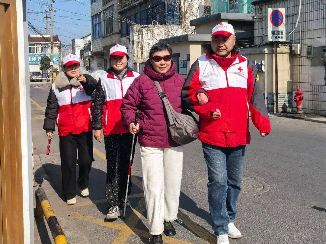 北医六院异地就医陪诊代挂号独居患者就医陪护，不再孤零零的简单介绍