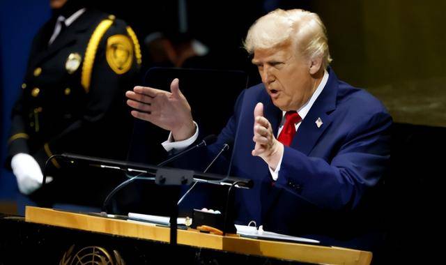 中国吃下2000多万吨俄罗斯石油,印度现在后悔也来不及了