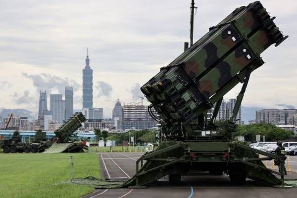 草木皆兵了，台当局：大陆这都是吓唬我们的！