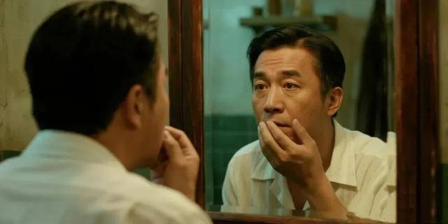 嘴唇发紫是心脏在“求救”？心脏不好的人，脸上会“报警”