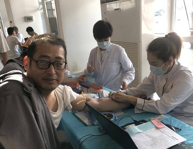 关于友谊医院代挂专家号服务检验结果异常及时告知，早做处理的信息