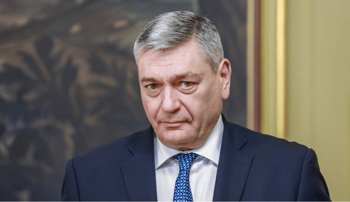 韩媒：俄罗斯警告韩国，若向乌克兰提供致命性武器，俄方将采取报复措施 -华闻时空