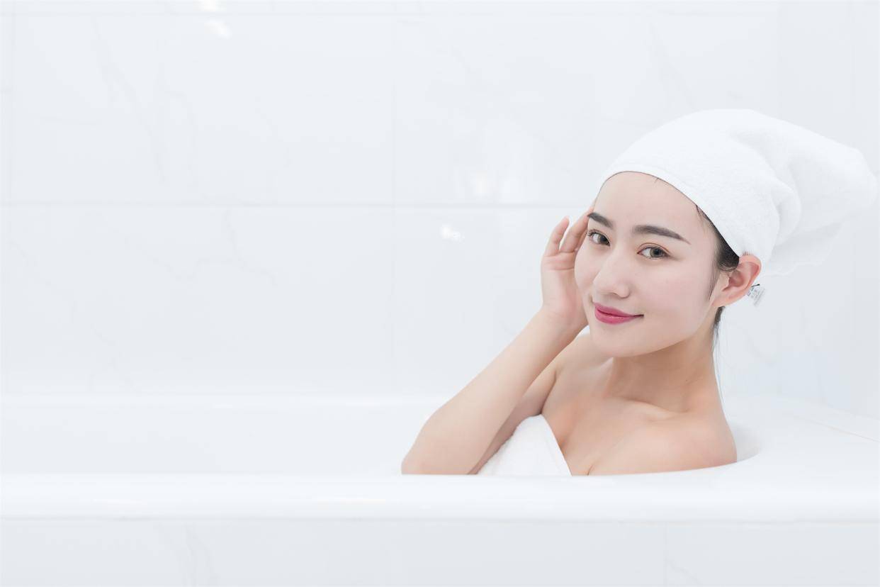 《宏济堂》的“神操作”：一边发声明撇清 一边