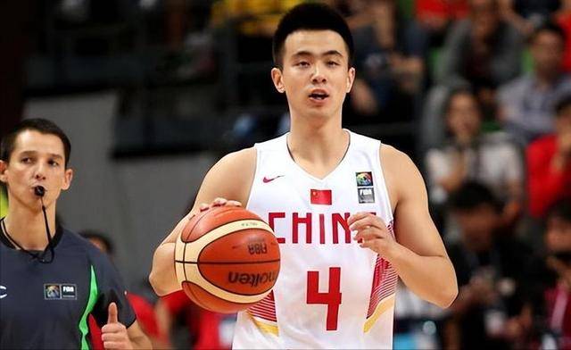 不是冲裁判？揭秘赵继伟社媒开炮：愤怒下场+险拒绝握手揭露真相