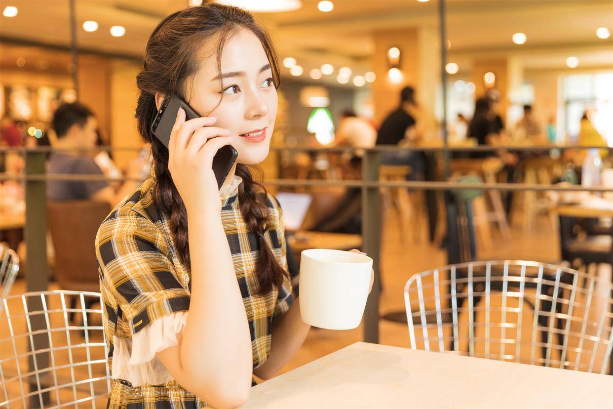 消费者在外卖中吃出烟头？什里鸡毛：不清楚烟头