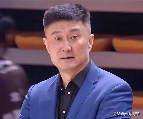 广东男篮新消息，杜锋大手一挥放弃萨林杰，北京首钢终于裁掉贝利