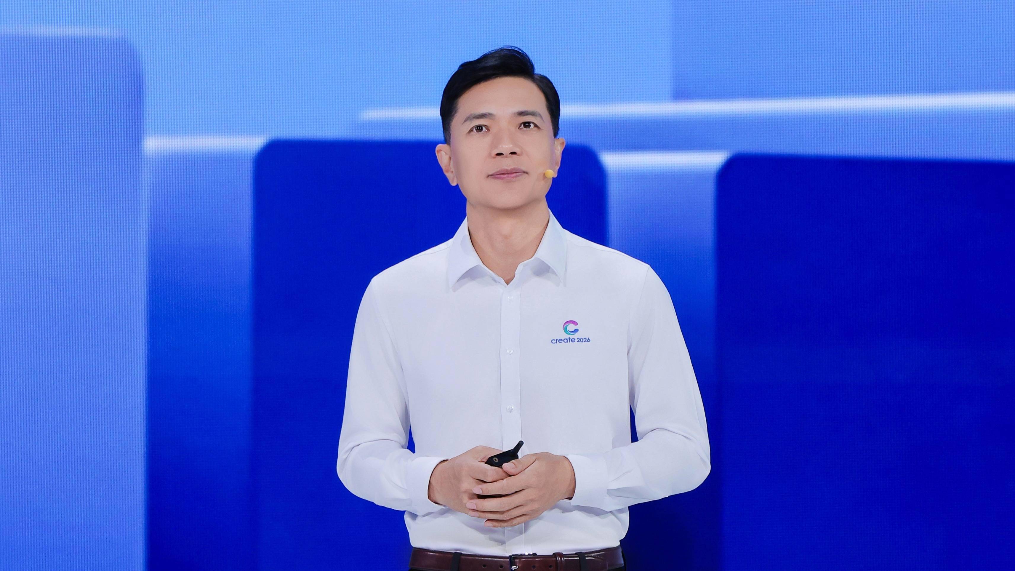 百度不再恋战大模型